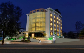 Гостиница The Fern Residency, MIDC, Pune  Пунe